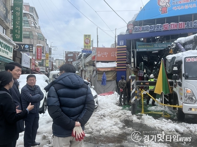 경상원, 도깨비 시장 현장 점검 모습 (사진=경상원)
