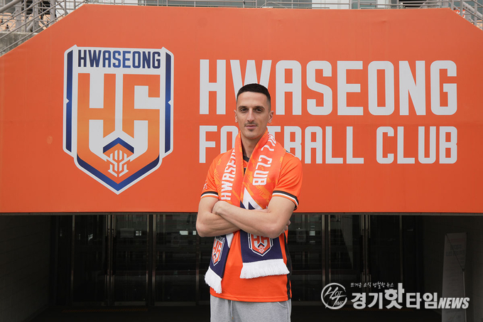 화성FC가 새롭게 영입한 보이노비치 선수 (사진=화성FC)