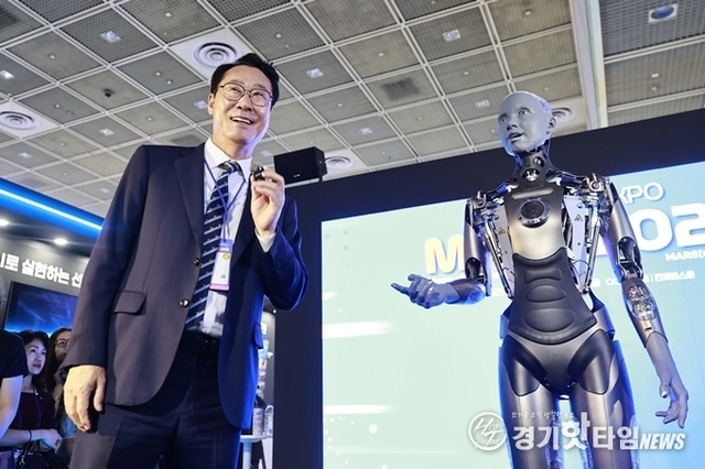 정명근 화성특례시장 , AI 미래도시 화성특례시 역량 입증...「MARS 2025」 돌풍