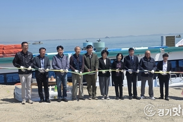 신규 국화도선호 진수식 진행…섬 주민·관광객 안전 이동 ‘기대’
