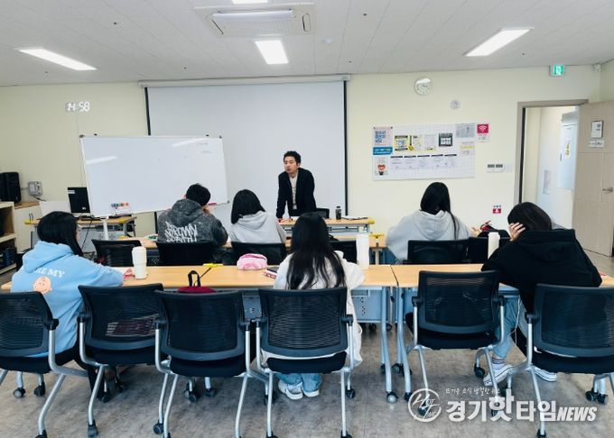 군포시청소년재단, 군포시학교밖청소년지원센터 상반기 검정고시 합격자 45명 배출