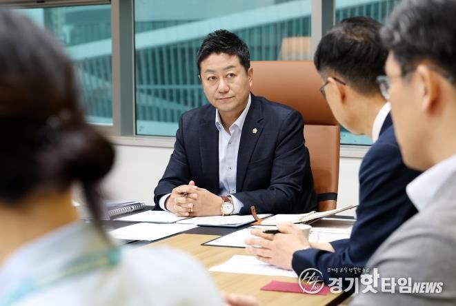 경기도의회 김진경 의장, 도-도교육청 대안교육기관 급식비 갈등 중재나서