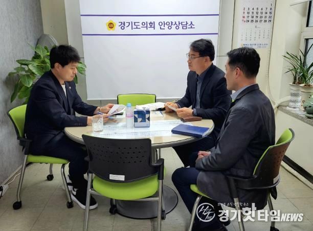 경기도의회 유영일 의원, 경기기후위성 발사 기념 행사 관련 보고 가져