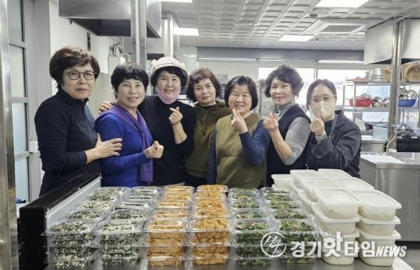 수원시 장안구 정자3동, 수원시 노동자종합복지관으로부터 저소득층 가구 위한 반찬 전달 받아