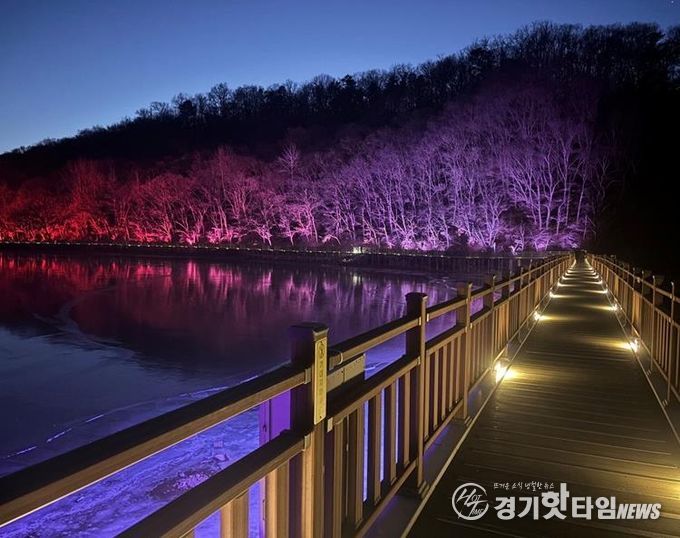 빛으로 새롭게 태어난 파주 공릉호수, 야간 명소로 거듭나다!