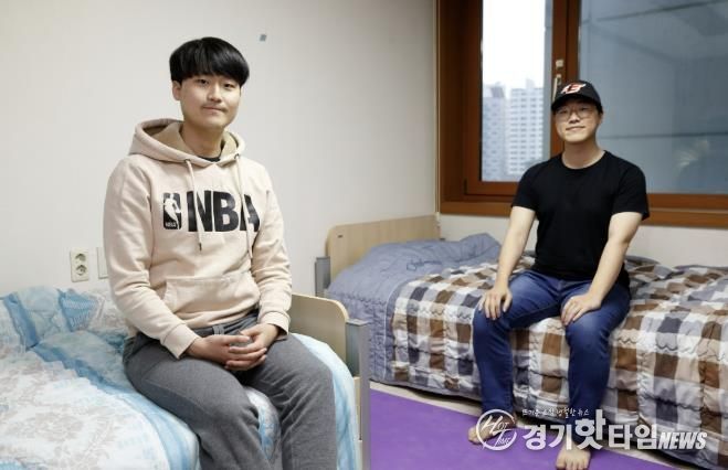 화성시장학관에 입소한 화성 청년들