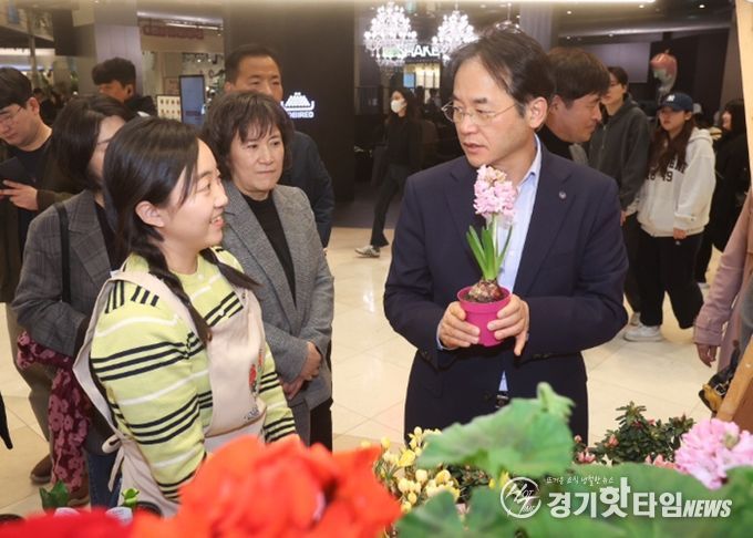 고양 화훼농가 돕기 플라워 팝업스토어’ 현장 방문