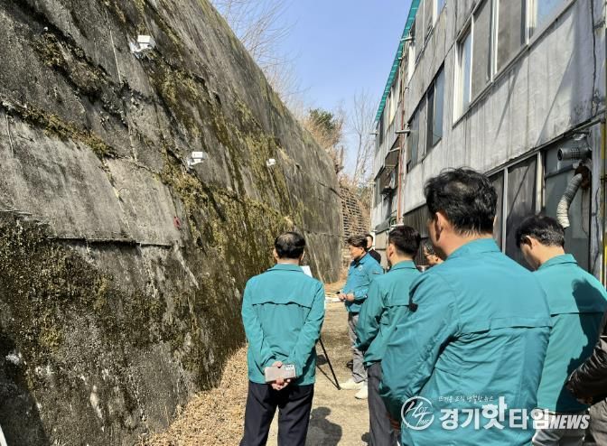 지난해 해빙기 취약시설 점검 모습