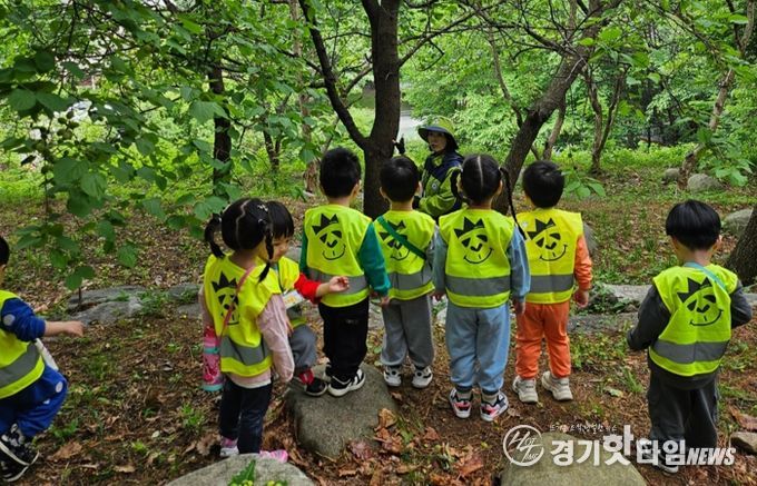 용인특례시가 상반기 유아숲체험과 찾아가는 숲해설 참여기관을 모집한다.